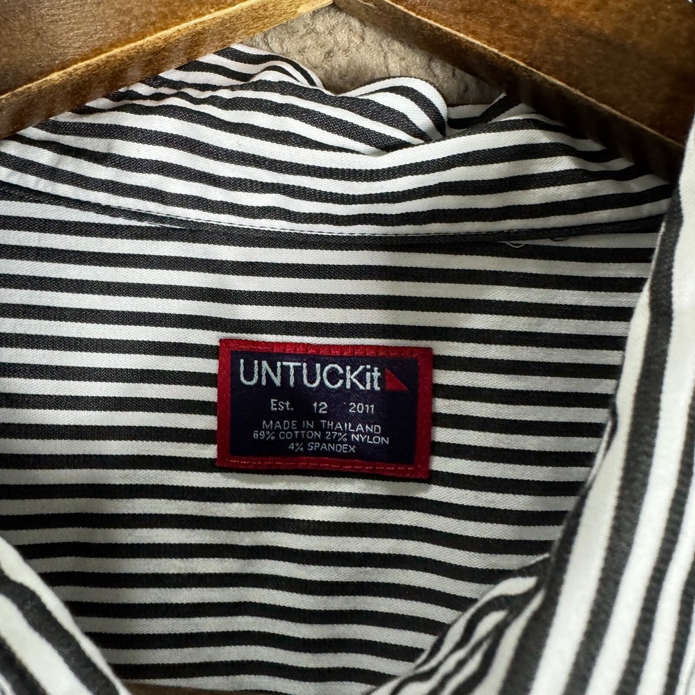 Untuckit Julianna Shirt Women's 12 Black/White‎ Stripe Stretch French Cuff Top - Picture 4 of 10